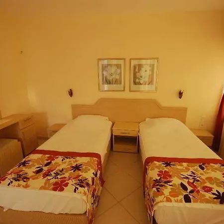 Отель Malhun 3*