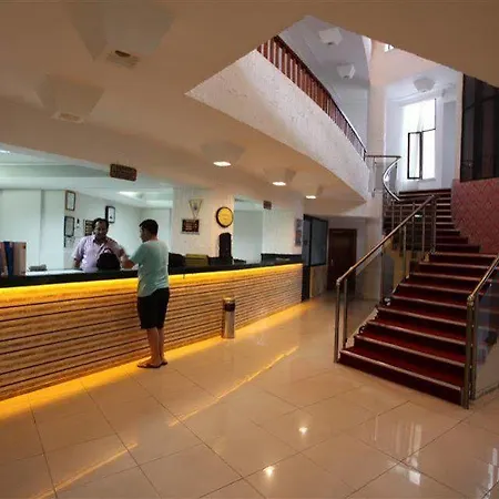 Отель Malhun 3*